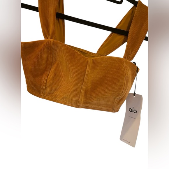 NWT Alo Yoga micro corduroy winter break bra Size XS - Picture 3 of 4